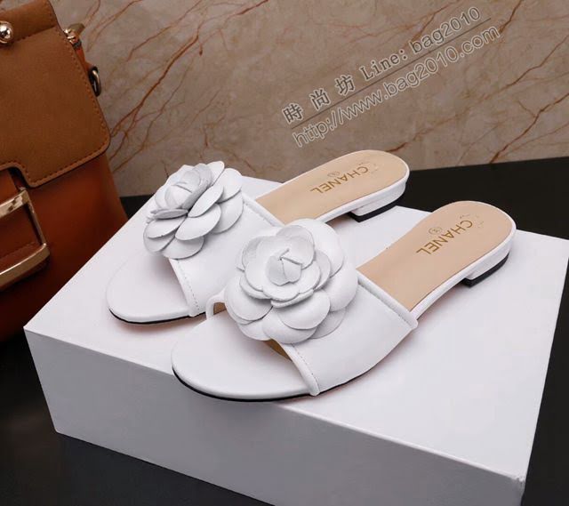 Chanel女鞋 香奈兒2020新款 山茶花平底拖鞋 白花白色  naq1113